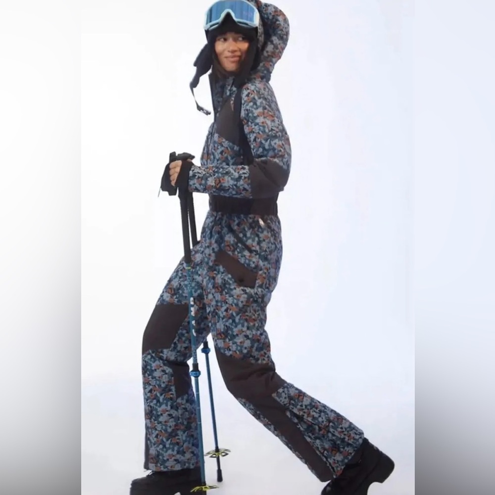 Free People Movement All Prepped Ski Suit in Alpine Combo Size L Primaloft NEW